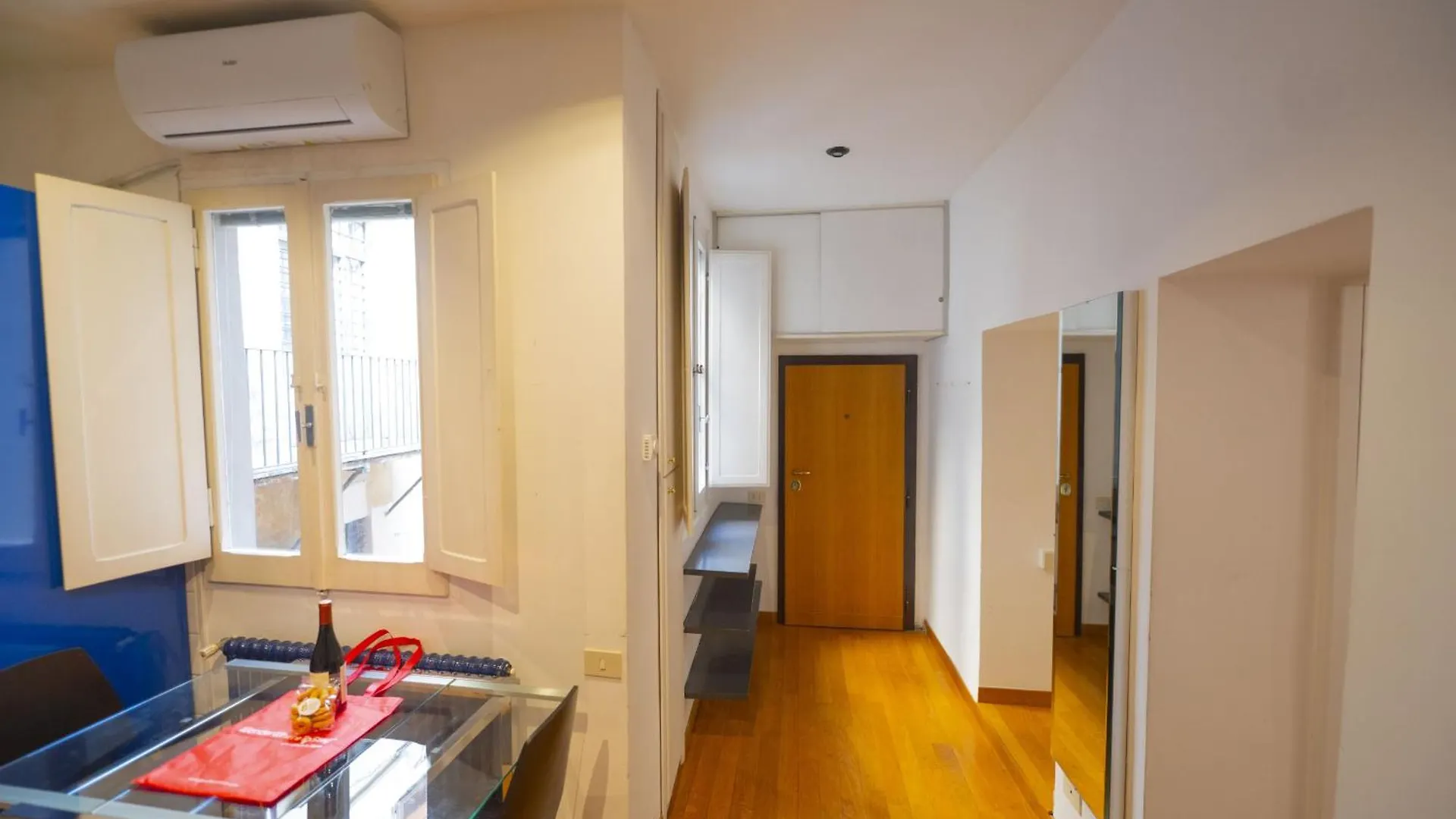 Cozy 2Br Apartment Near Piazza Navona Rom 0*,