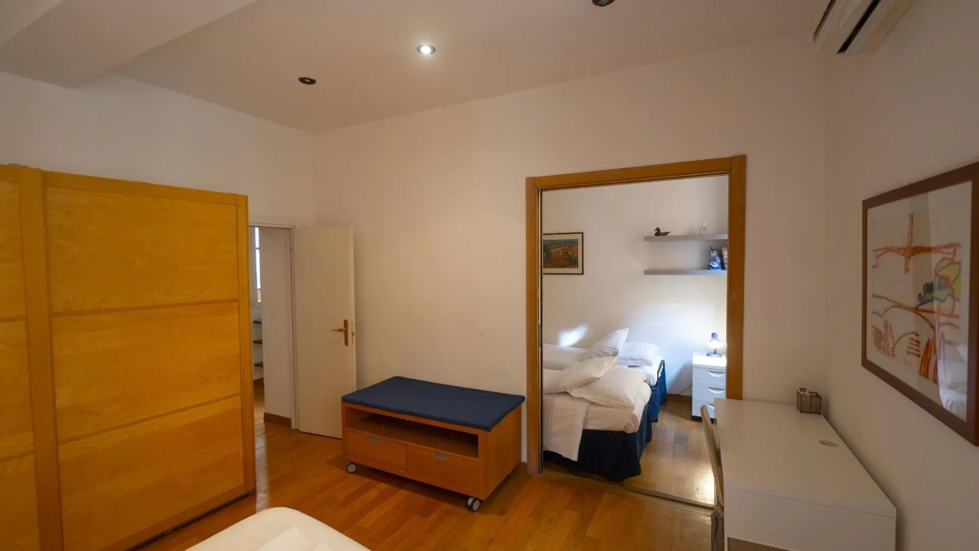 Cozy 2Br Apartment Near Piazza Navona Rom Italien